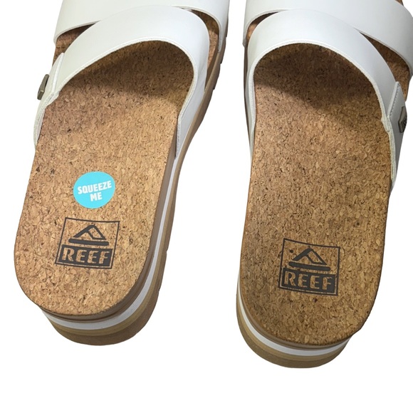 Reef size 7 Women's Cushion Vista Higher platform sandals with white straps. - Picture 5 of 8